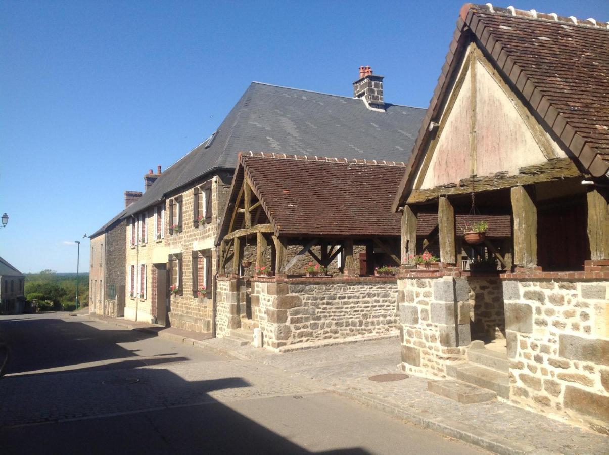 Gite Auvraysien 10P La Foret-Auvray Exterior foto